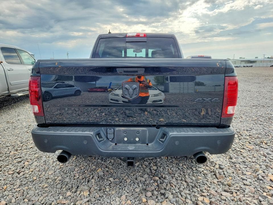 2022 RAM 1500 CLASSIC SLT 6