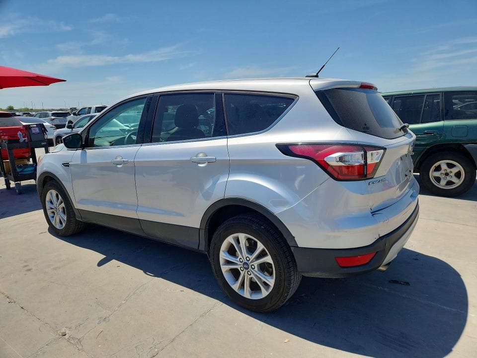 2017 FORD ESCAPE SE 2