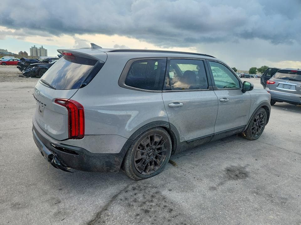 2022 KIA TELLURIDE SX 3