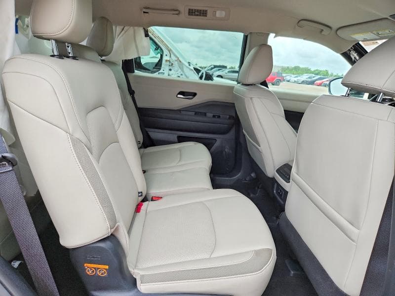 2026 NISSAN PATHFINDER SL 10