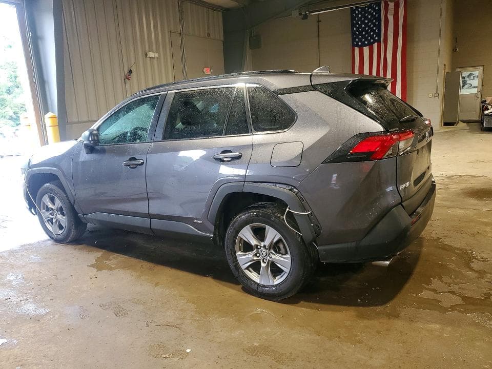 2024 TOYOTA RAV4 LE 2