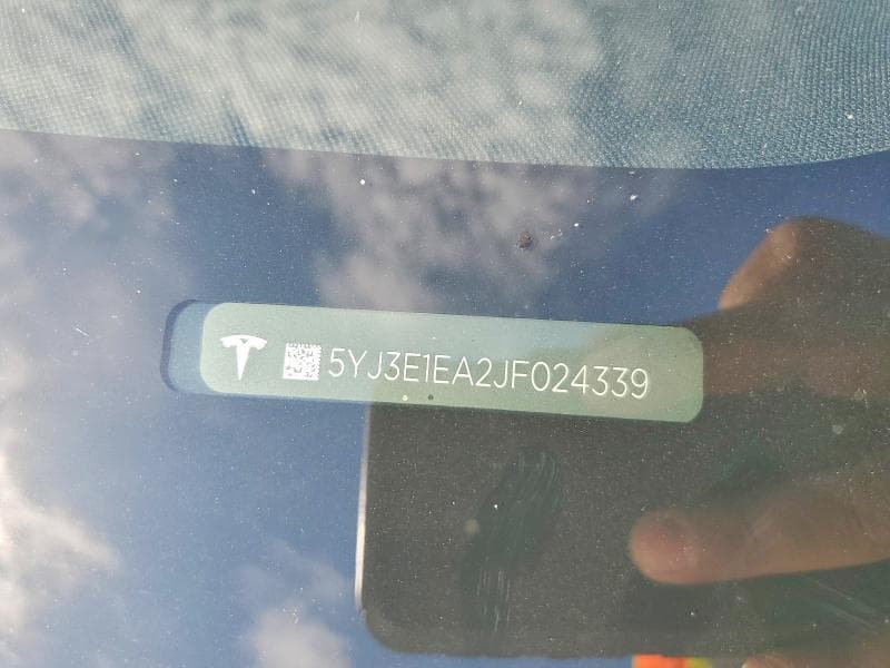 2018 TESLA MODEL 3 12