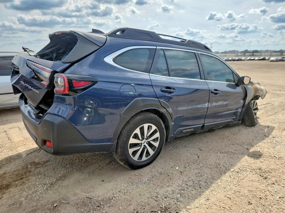 2024 SUBARU OUTBACK 3