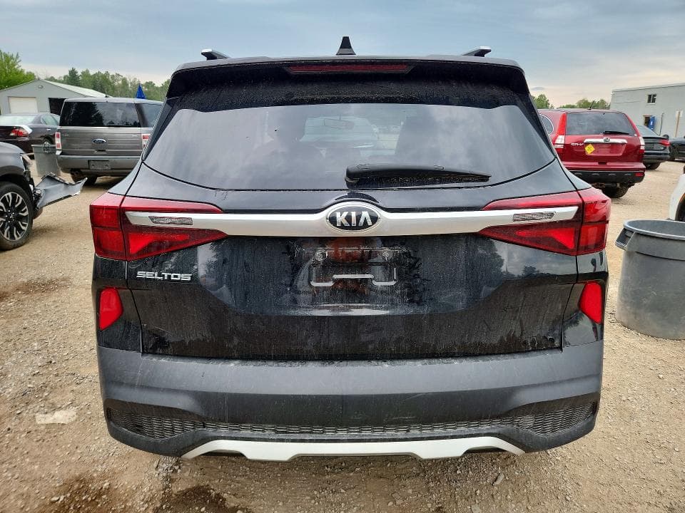 2021 KIA SELTOS LX 6