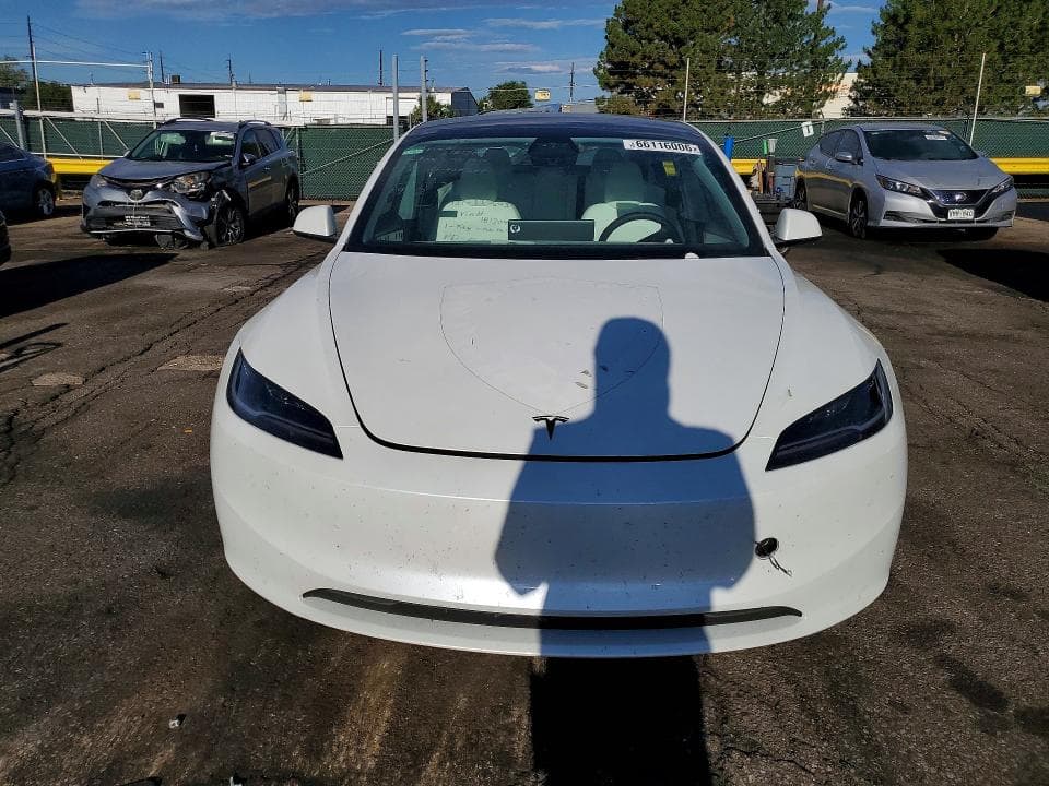 2026 TESLA MODEL 3 5