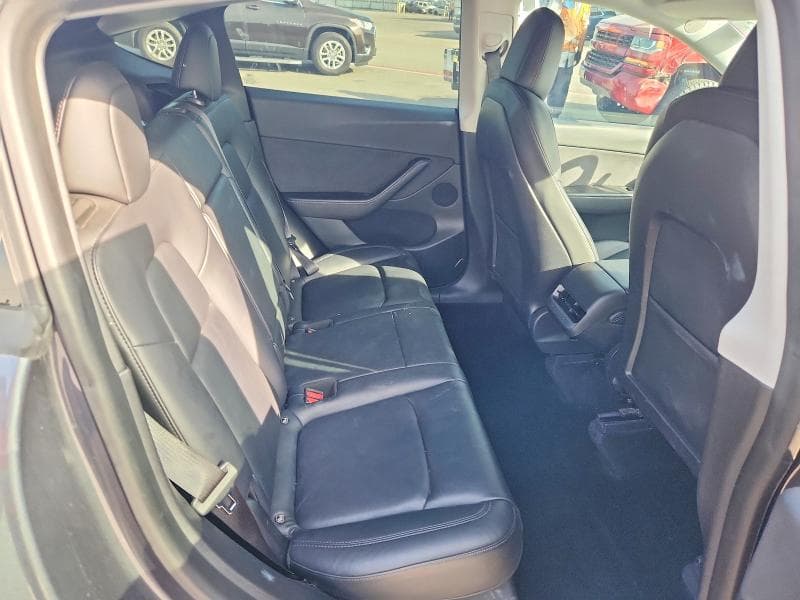 2022 TESLA MODEL Y 10