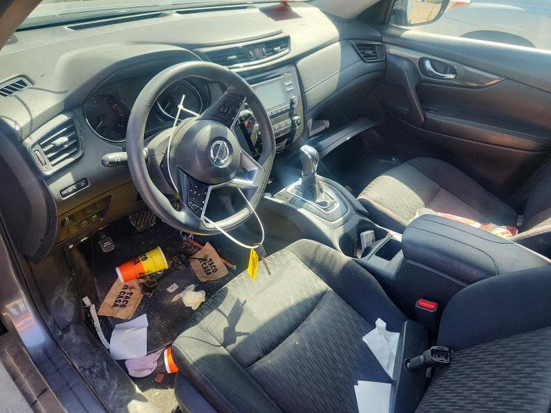2017 NISSAN ROGUE S 8