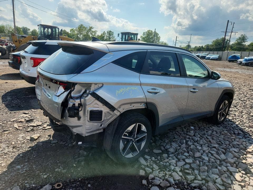 2025 HYUNDAI TUCSON SEL 3