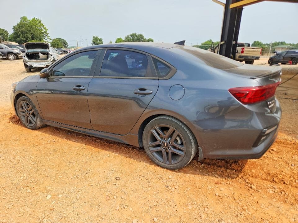 2021 KIA FORTE GT LINE 2
