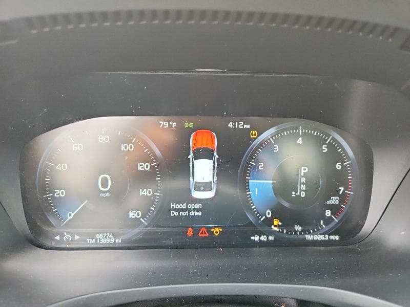 2020 VOLVO S60 T5 MOMENTUM 9