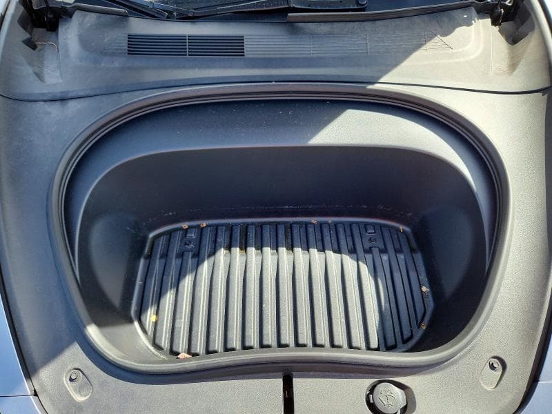 2025 TESLA MODEL 3 11