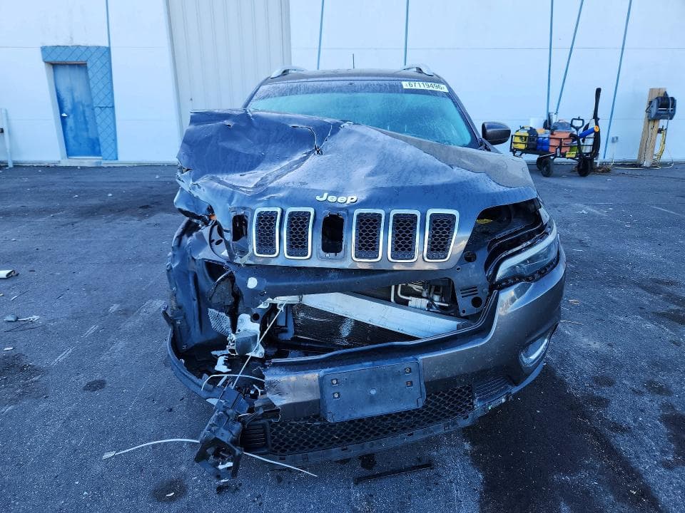 2019 JEEP CHEROKEE LIMITED 5