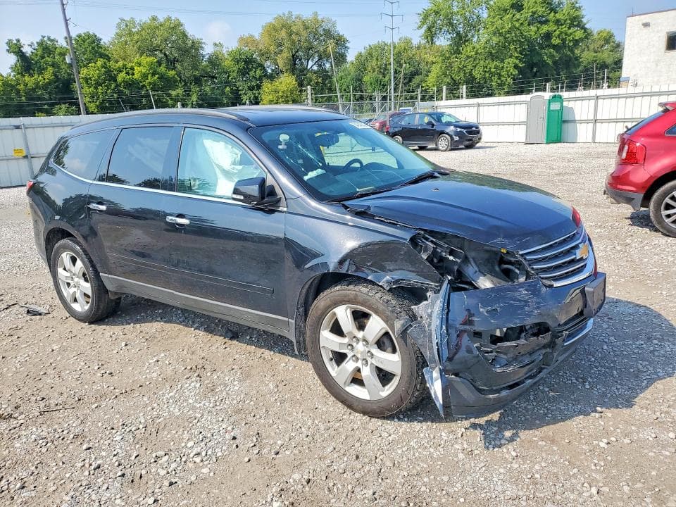 2017 CHEVROLET TRAVERSE LT 4