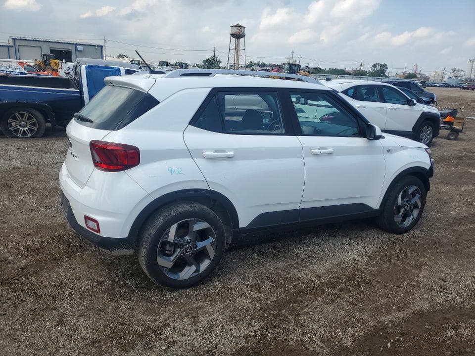 2025 HYUNDAI VENUE SEL 3