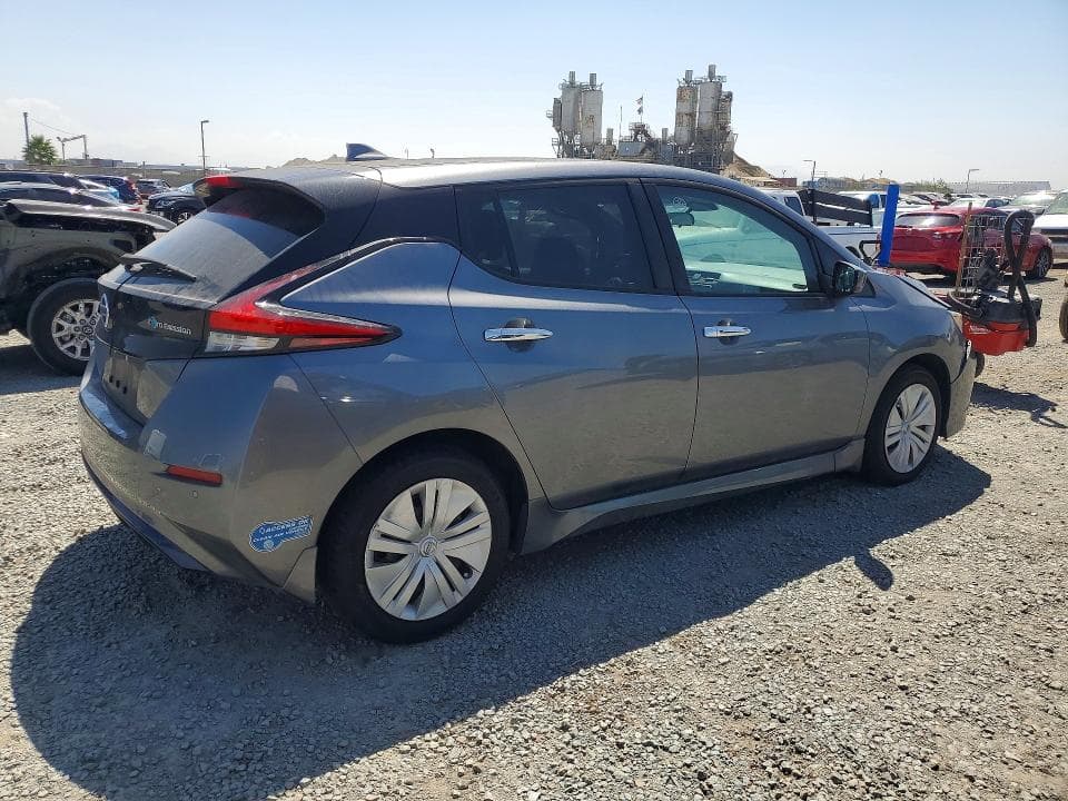 2020 NISSAN LEAF S 3