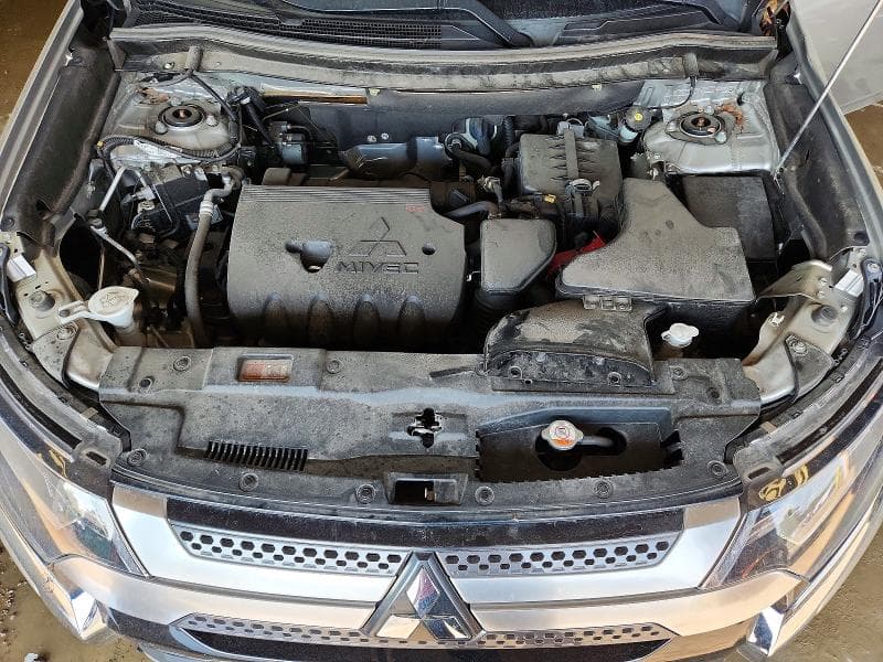 2019 MITSUBISHI OUTLANDER SE 12