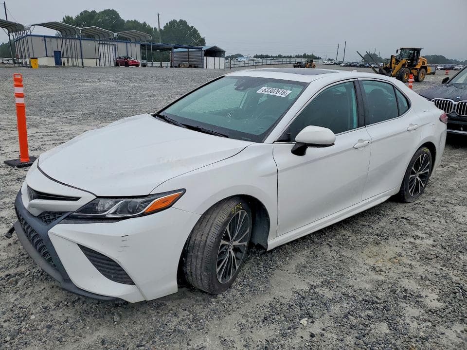 2019 TOYOTA CAMRY SE
