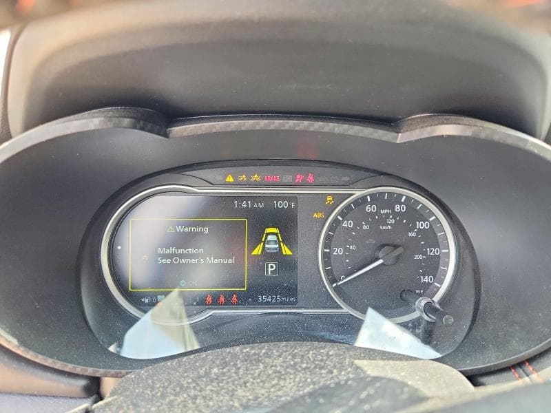 2023 NISSAN VERSA SR 9