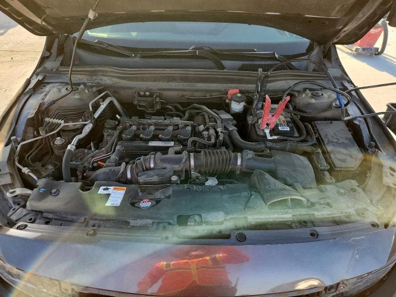 2019 HONDA ACCORD EX 11