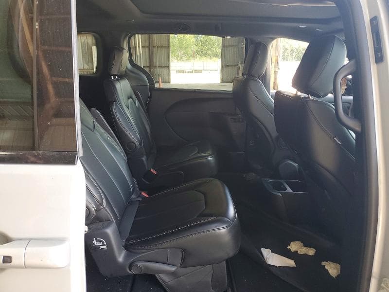 2024 CHRYSLER PACIFICA TOURING L 11
