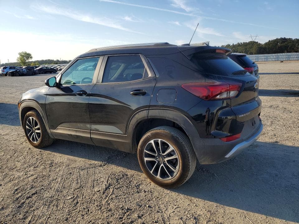 2025 CHEVROLET TRAILBLAZER LT 2