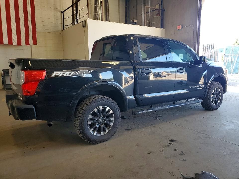 2019 NISSAN TITAN PRO-4X 3