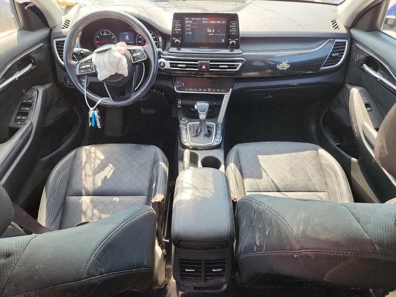 2021 KIA SELTOS EX 8