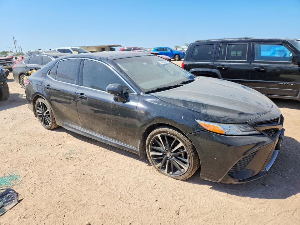 2020 TOYOTA CAMRY XSE 4
