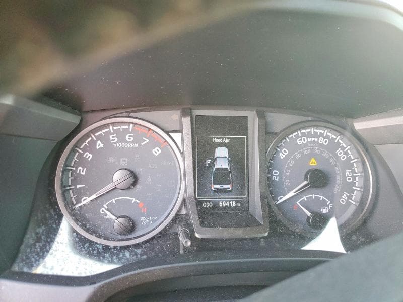 2021 TOYOTA TACOMA TRD SPORT 9