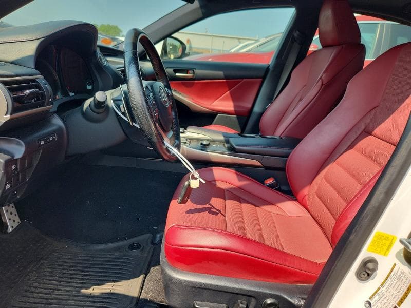 2018 LEXUS IS 300 7