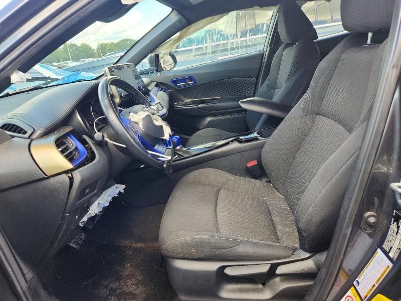 2019 TOYOTA C-HR XLE 7