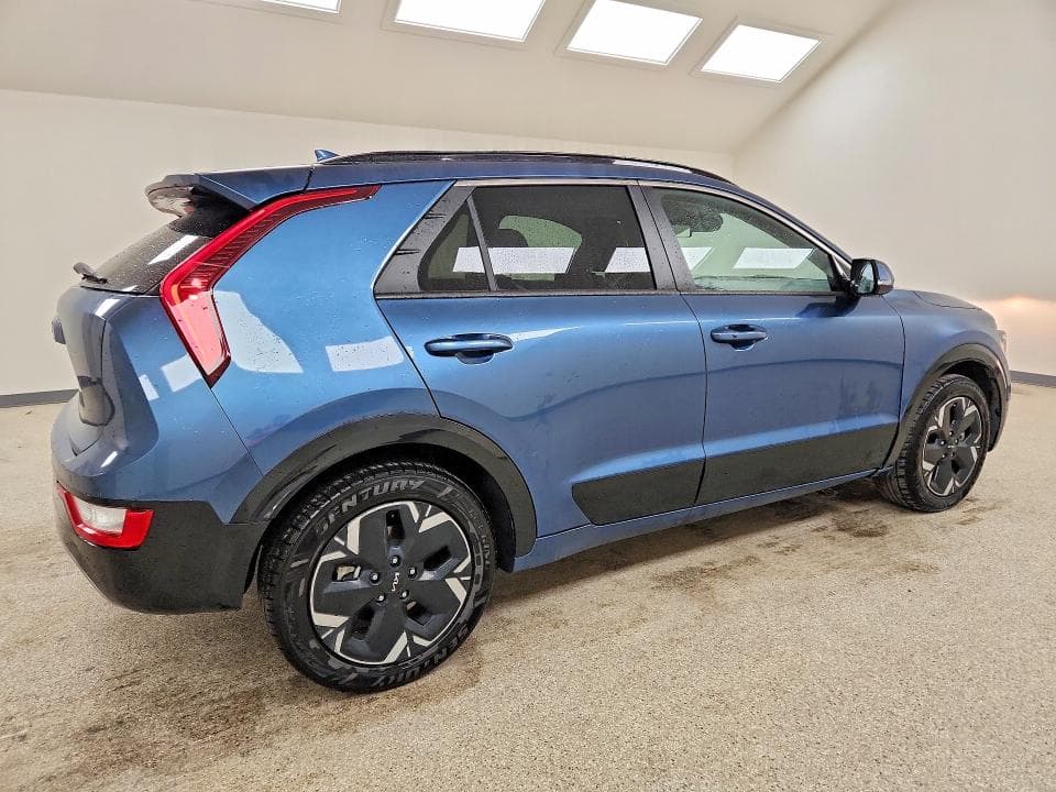 2023 KIA NIRO WIND 3