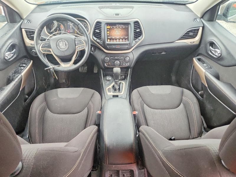 2017 JEEP CHEROKEE LATITUDE 8
