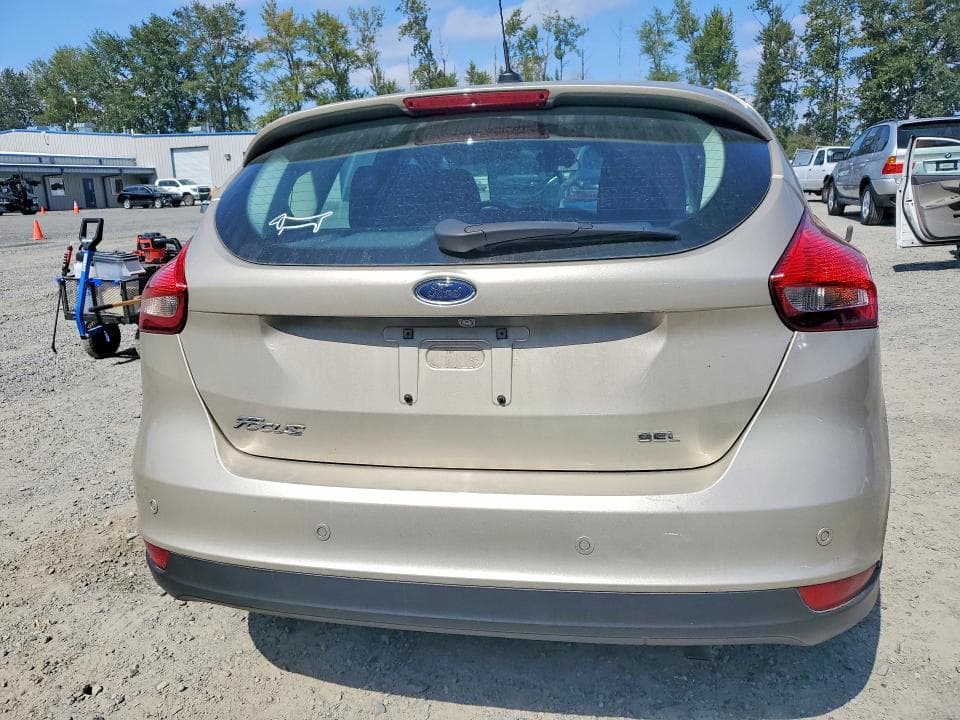 2017 FORD FOCUS SEL 6
