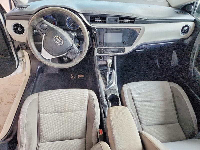 2019 TOYOTA COROLLA LE 8