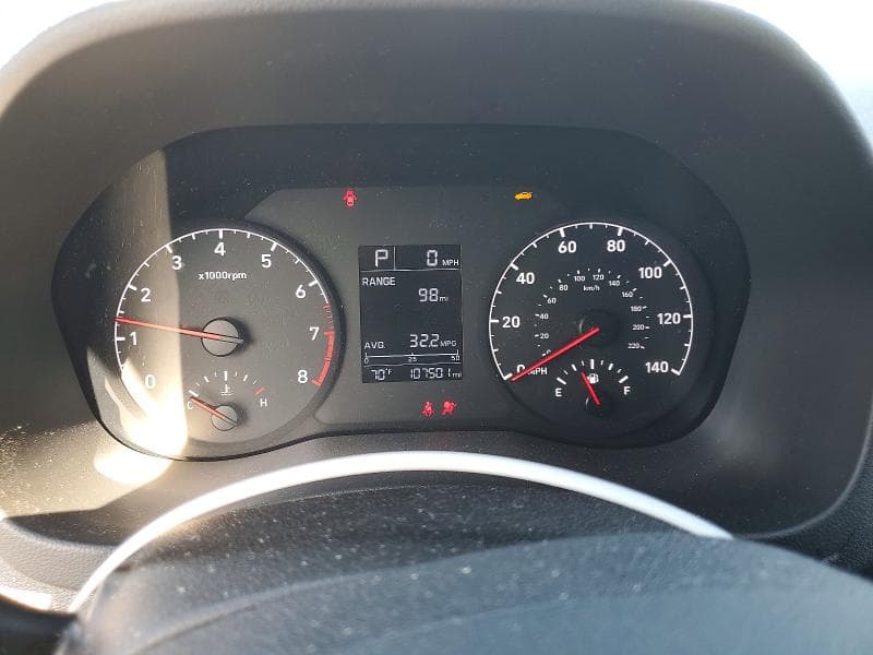 2018 HYUNDAI ACCENT SE 9