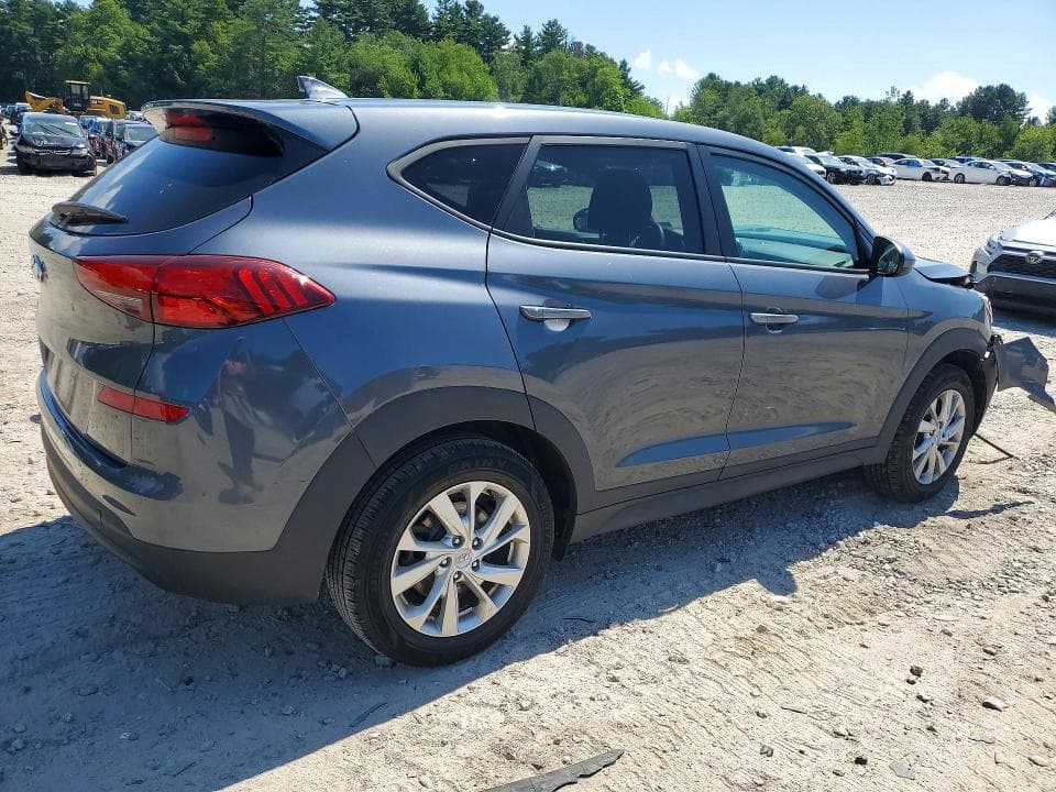 2021 HYUNDAI TUCSON SE 3
