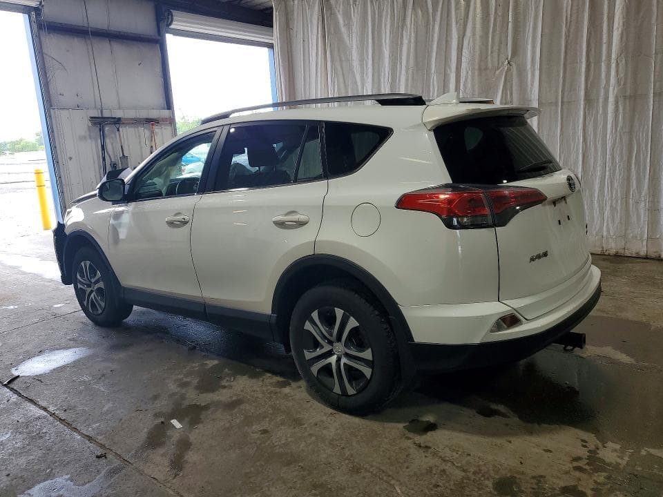 2018 TOYOTA RAV4 LE 2