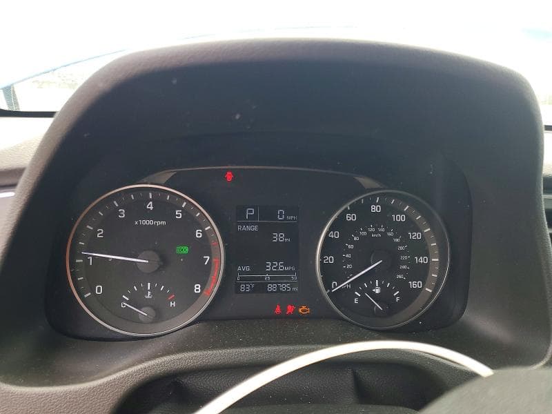 2017 HYUNDAI ELANTRA SE 9