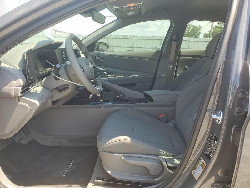 2026 HYUNDAI ELANTRA SE 7
