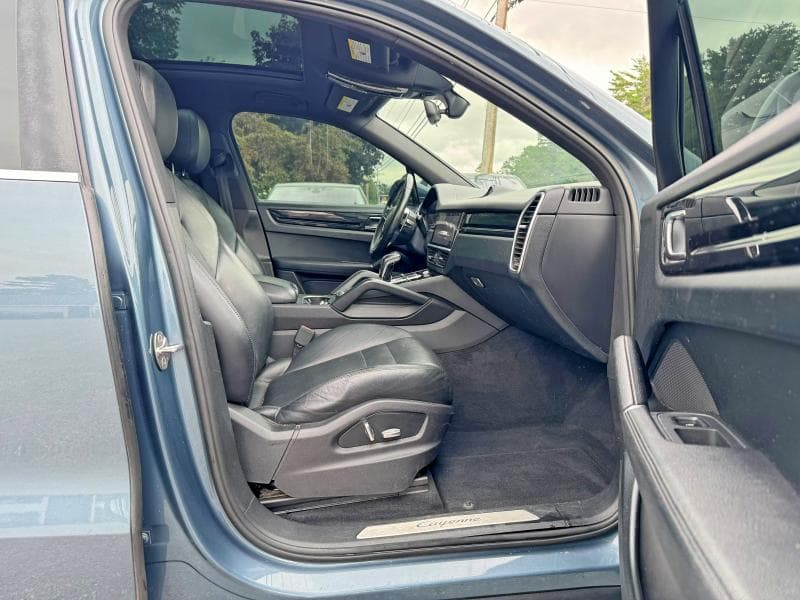 2019 PORSCHE CAYENNE 5