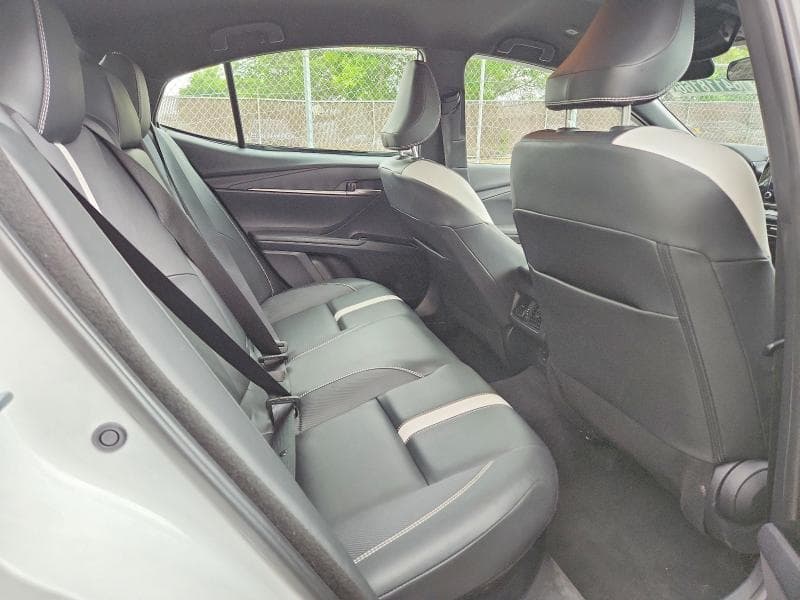 2025 TOYOTA CAMRY SE 10