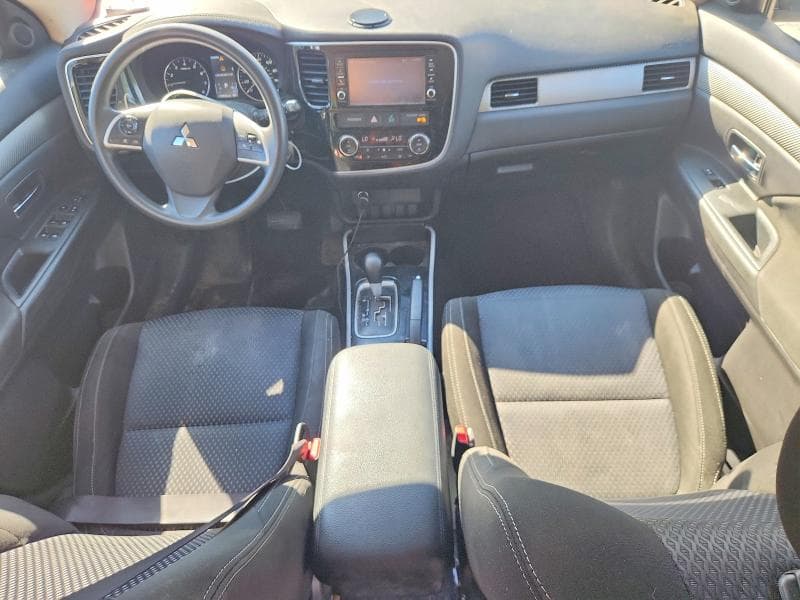 2018 MITSUBISHI OUTLANDER SE 8
