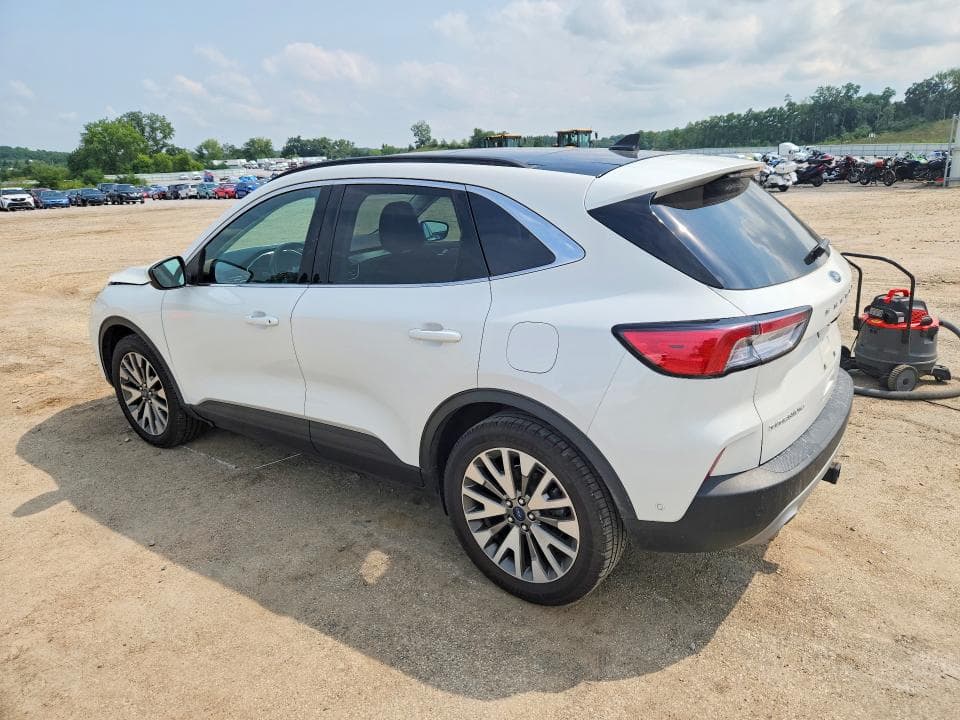 2021 FORD ESCAPE TITANIUM 2