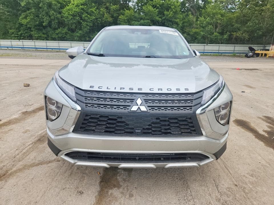 2023 MITSUBISHI ECLIPSE CROSS SE 5
