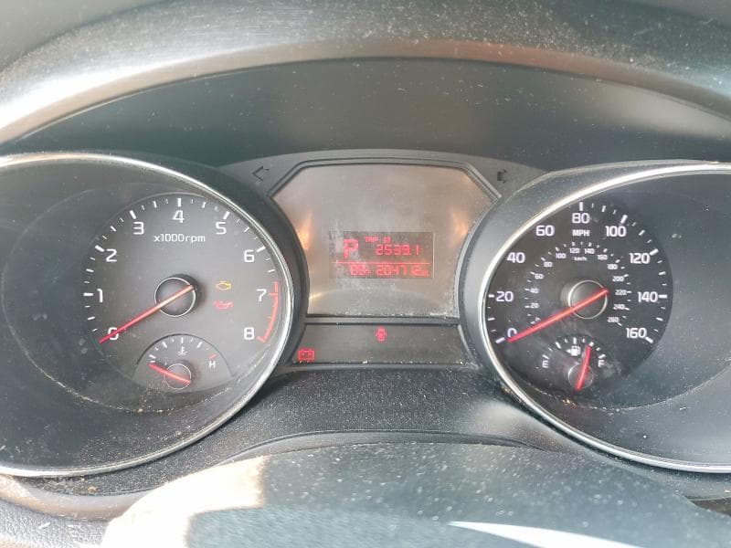 2017 KIA SEDONA L 9