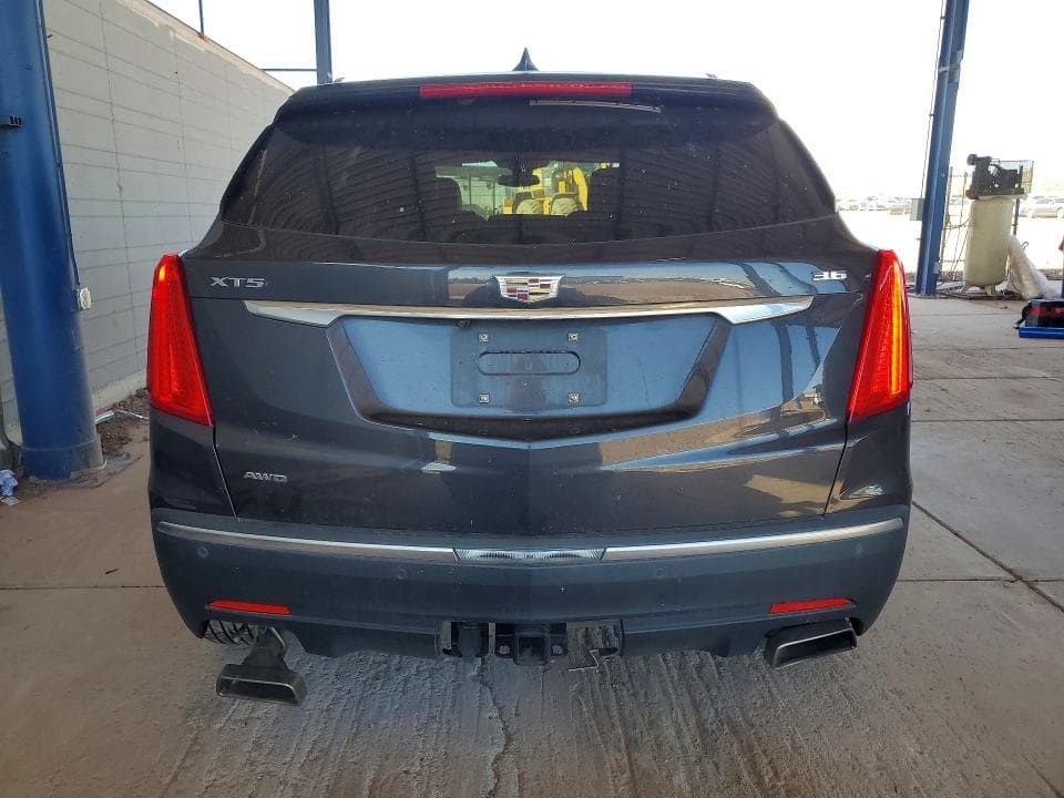 2017 CADILLAC XT5 LUXURY 6