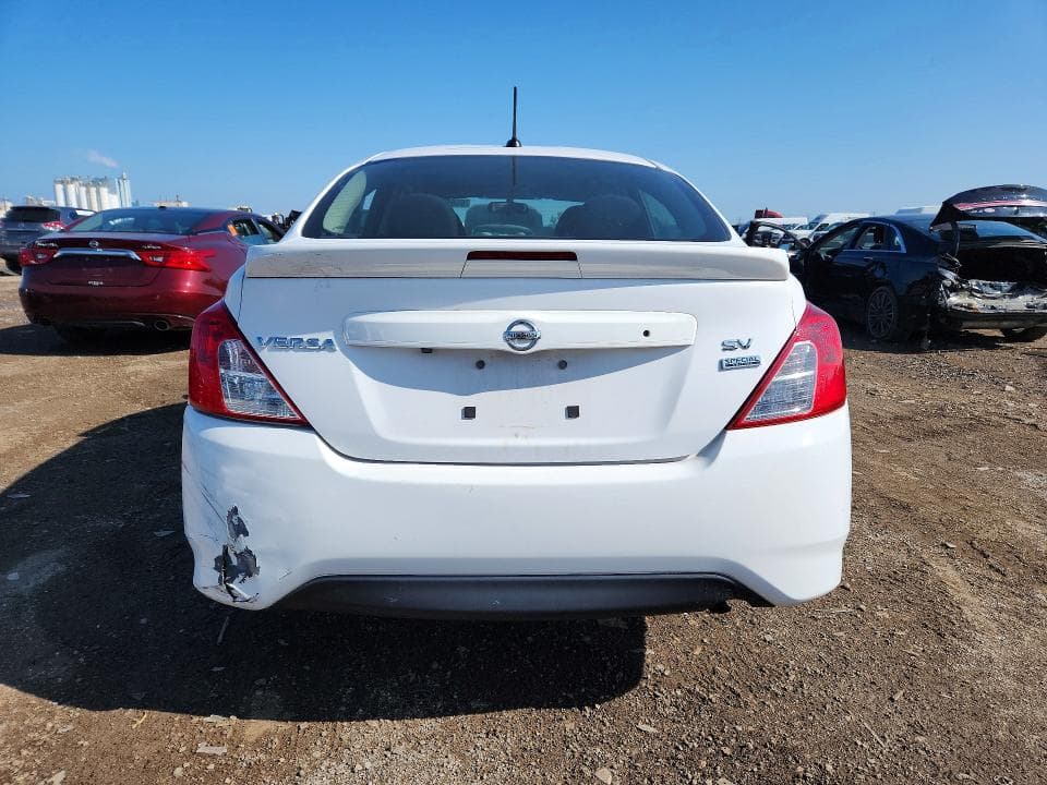 2018 NISSAN VERSA S 6