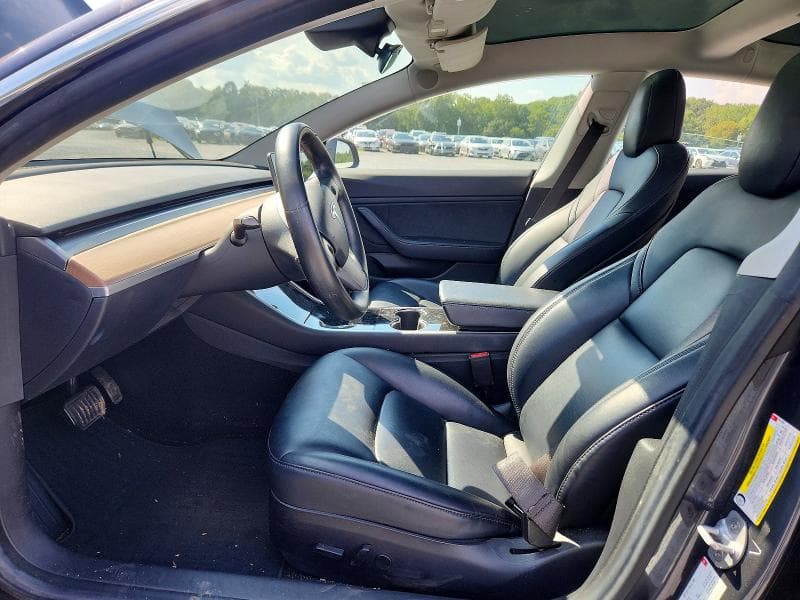 2018 TESLA MODEL 3 7