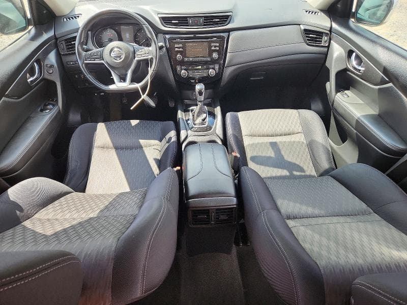 2017 NISSAN ROGUE SV 8